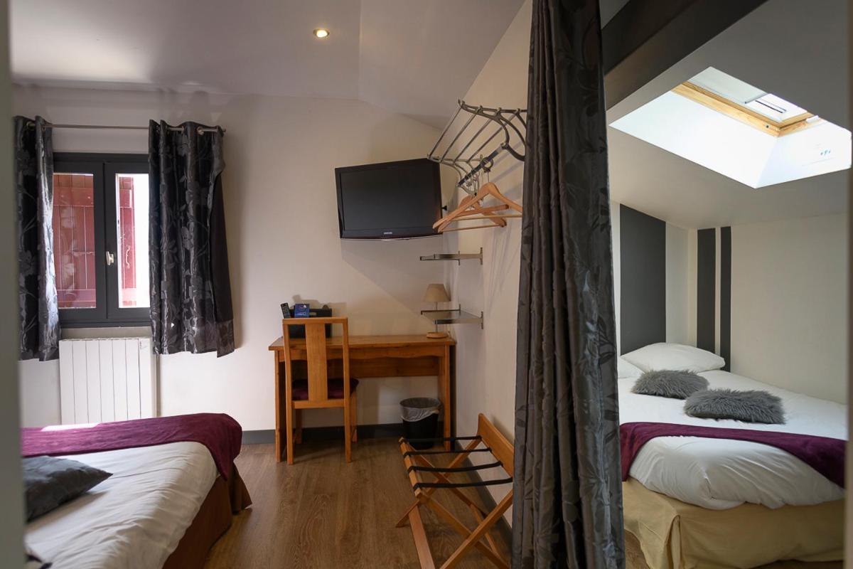 Logis Hotel Restaurant Le Castel Fleuri Saint Jean en Royans Bagian luar foto